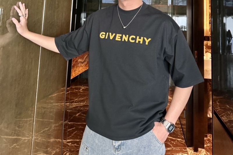 Givenchy T-Shirts